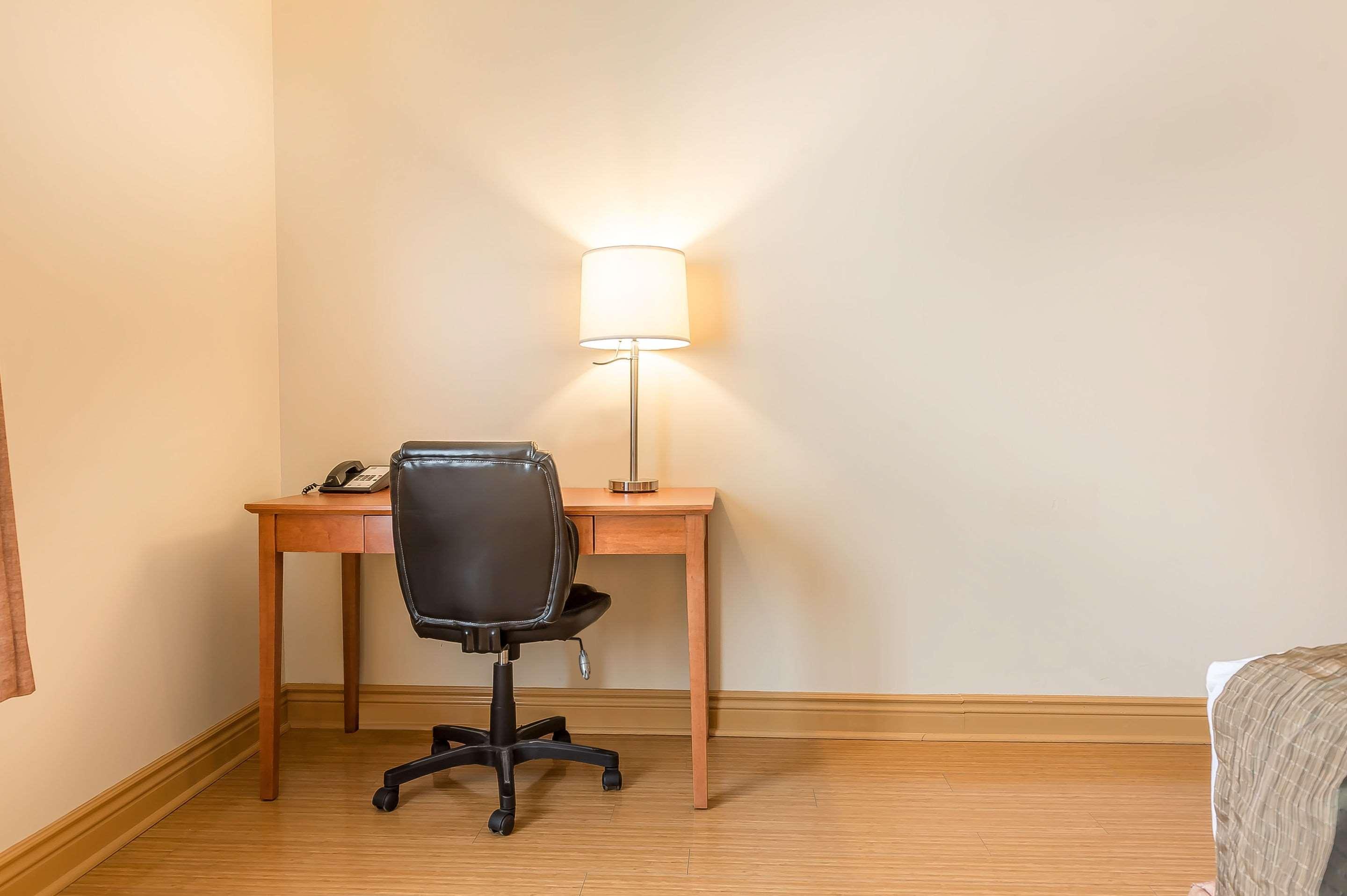 Quality Inn & Suites Hawkesbury Dış mekan fotoğraf