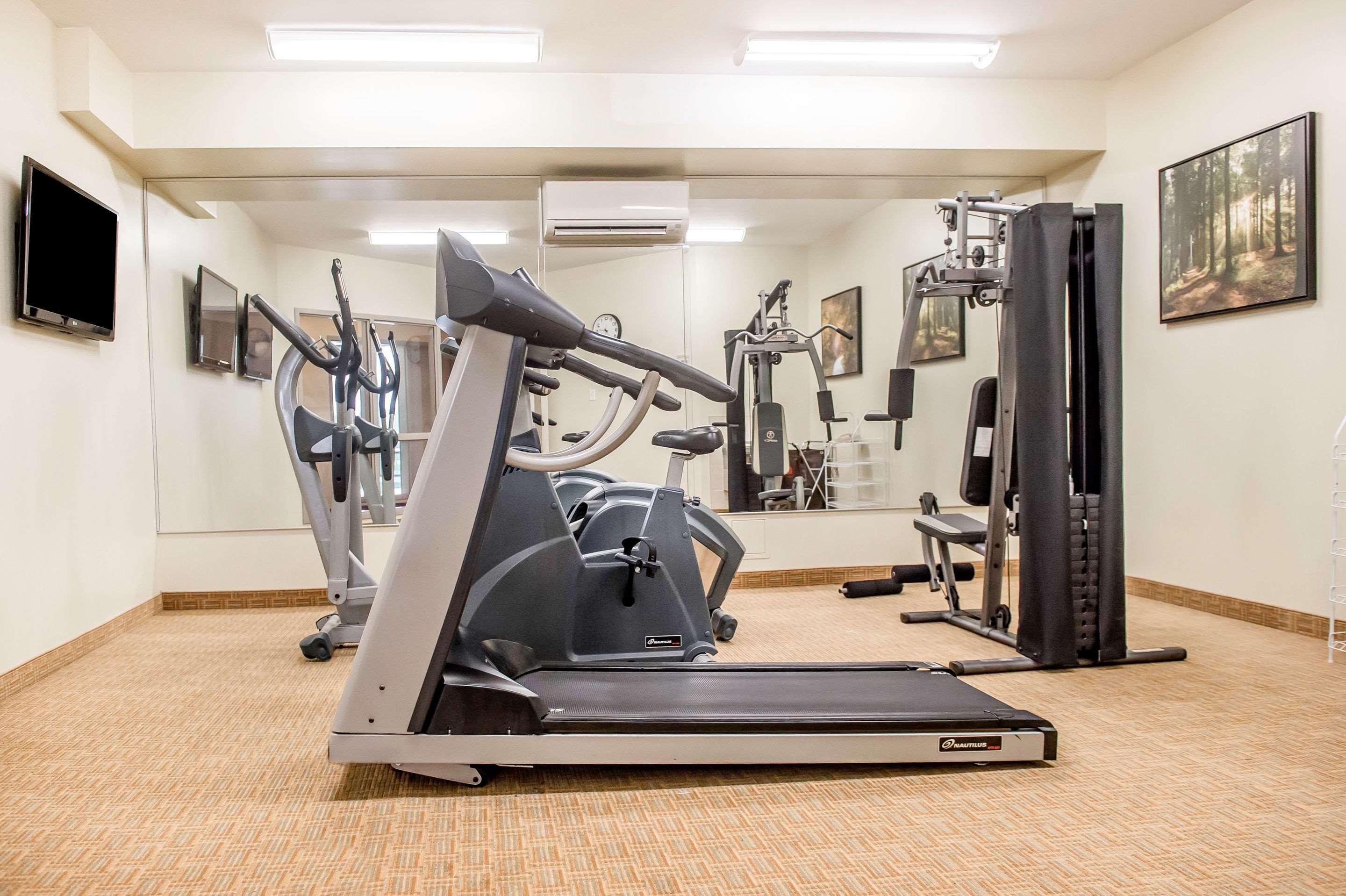 Quality Inn & Suites Hawkesbury Dış mekan fotoğraf