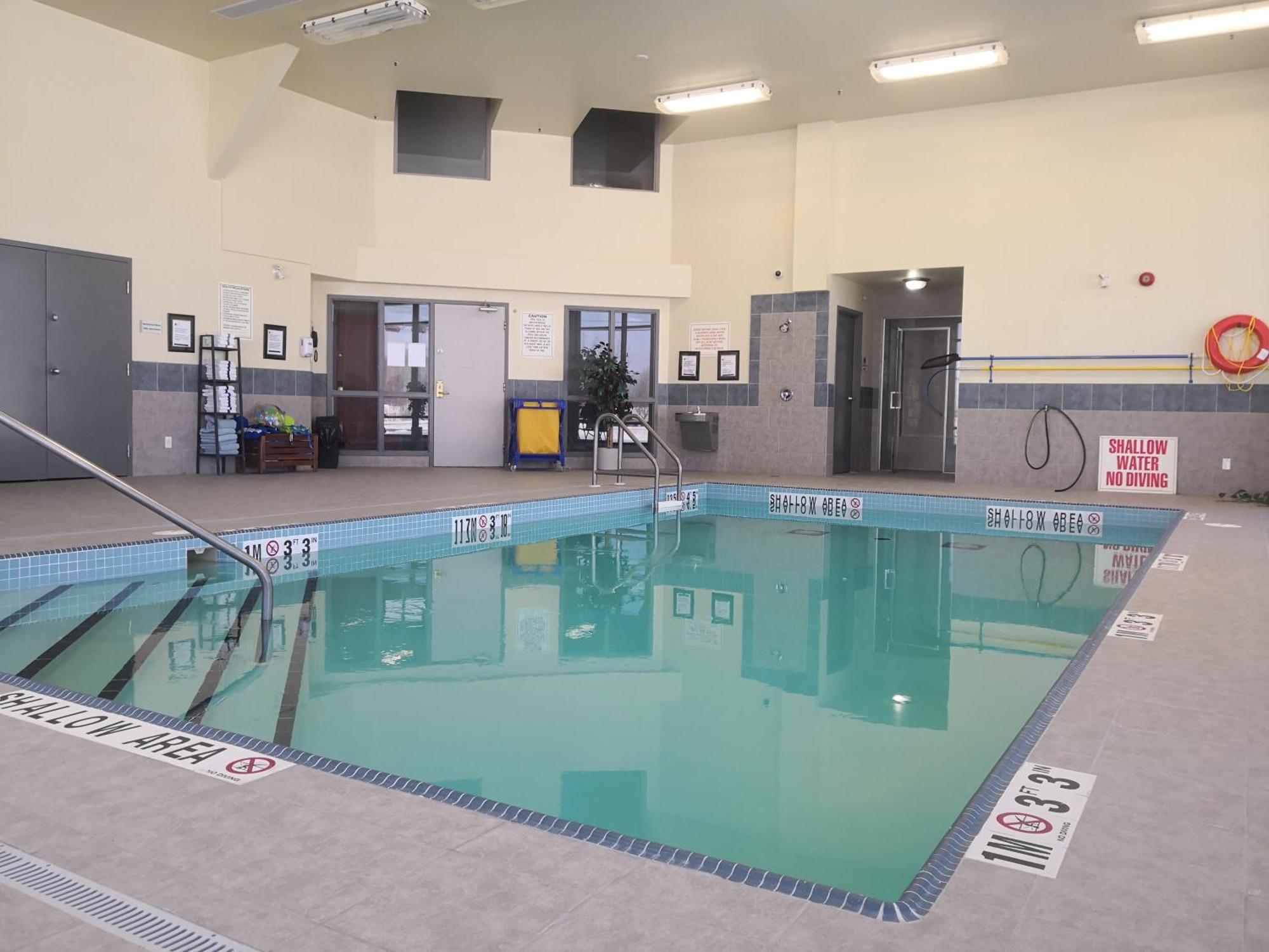 Quality Inn & Suites Hawkesbury Dış mekan fotoğraf